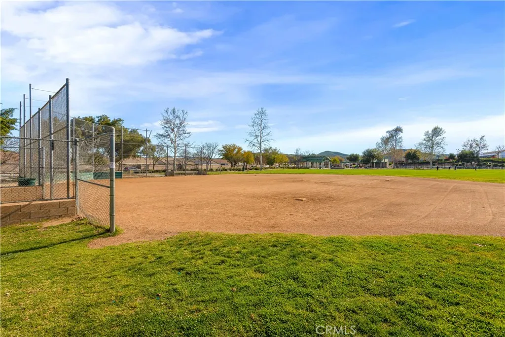 29458 Laredo Circle, Menifee, California 92584 home-pic-36