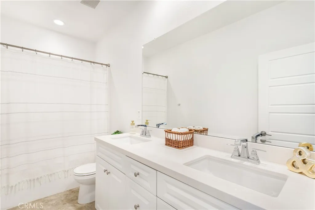 29458 Laredo Circle, Menifee, California 92584 home-pic-15