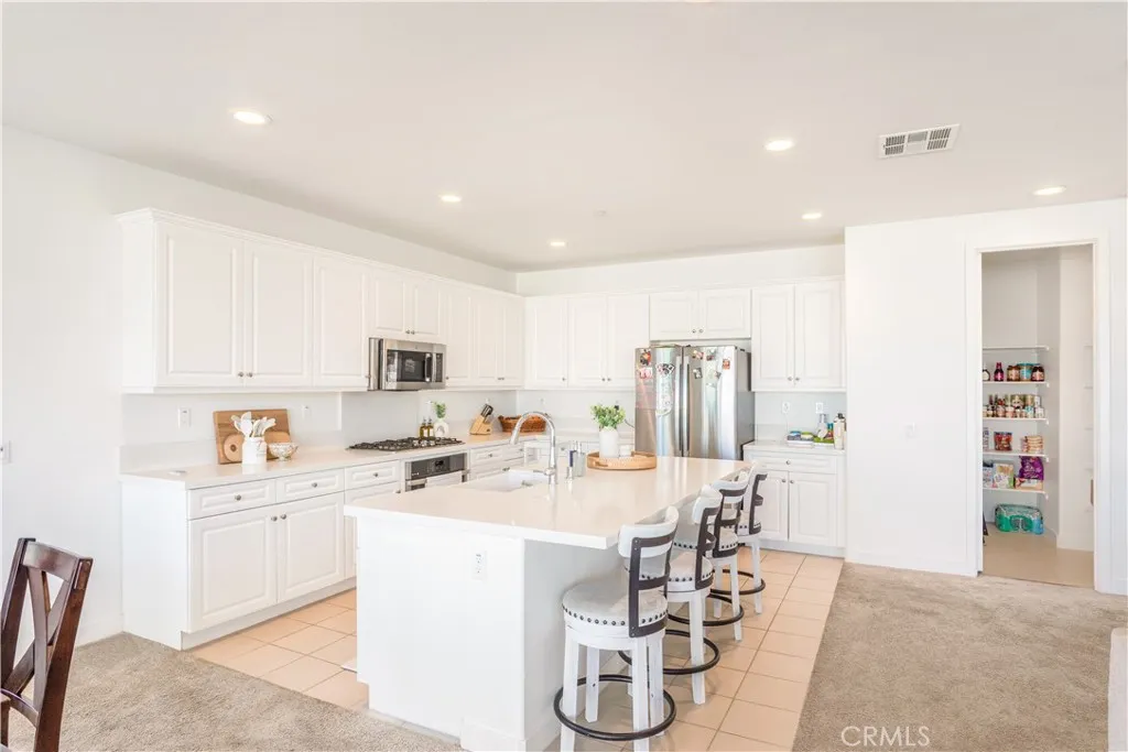 29458 Laredo Circle, Menifee, California 92584 home-pic-10