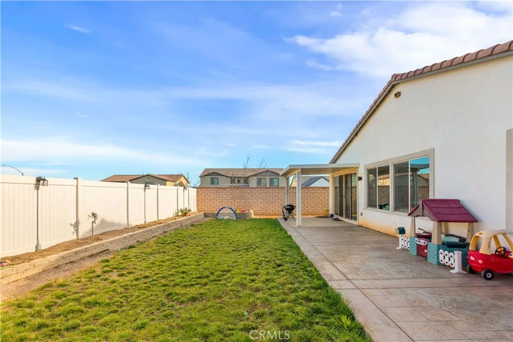 29458 Laredo Circle, Menifee, California 92584 home-pic-28