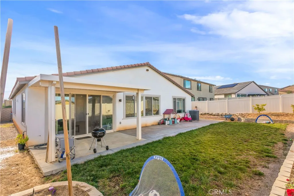 29458 Laredo Circle, Menifee, California 92584 home-pic-27