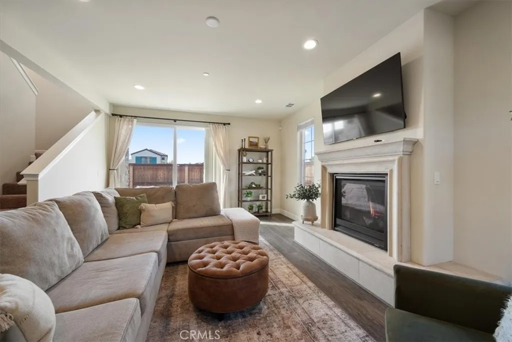 3004 Arezzo, San Luis Obispo, California 93401 home-pic-7