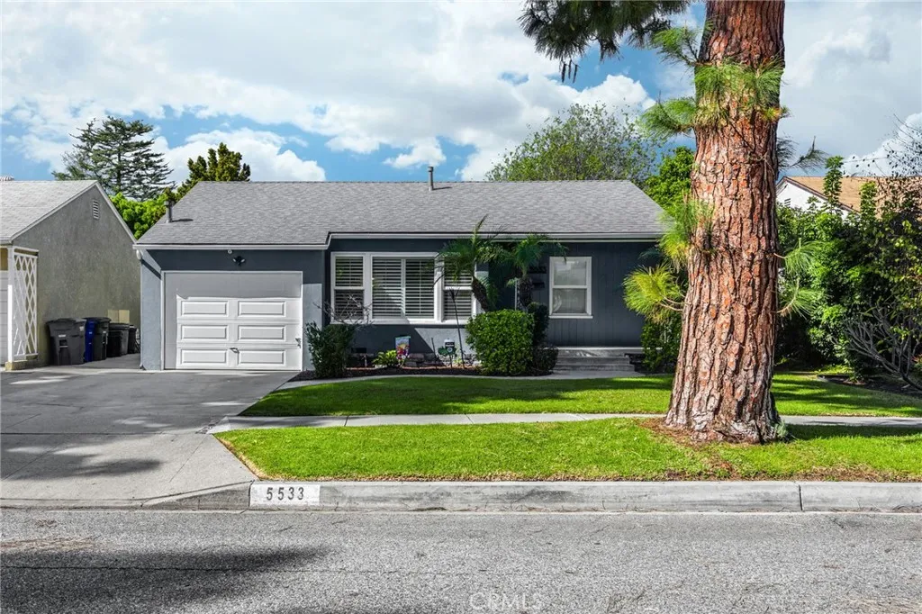 5533 Oliva Avenue, Lakewood, California 90712 home-pic-4