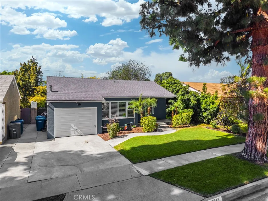5533 Oliva Avenue, Lakewood, California 90712 home-pic-40