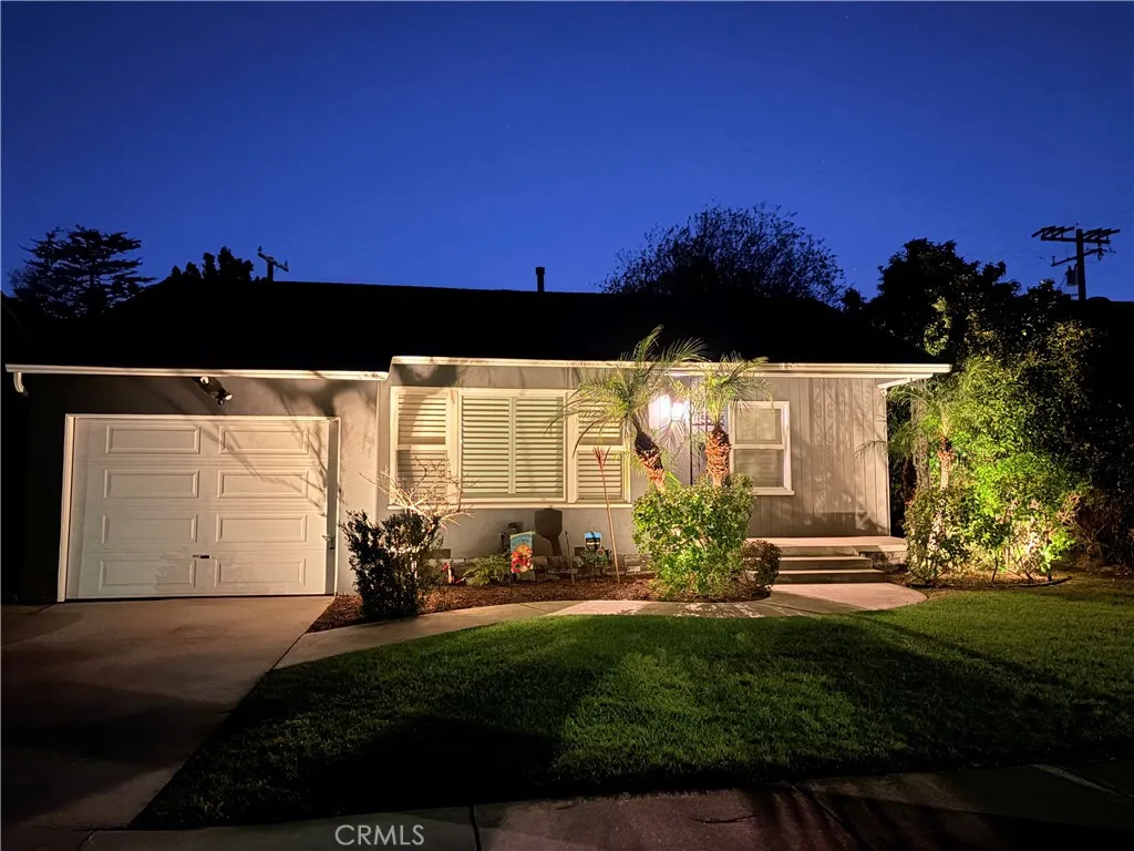 5533 Oliva Avenue, Lakewood, California 90712 home-pic-3