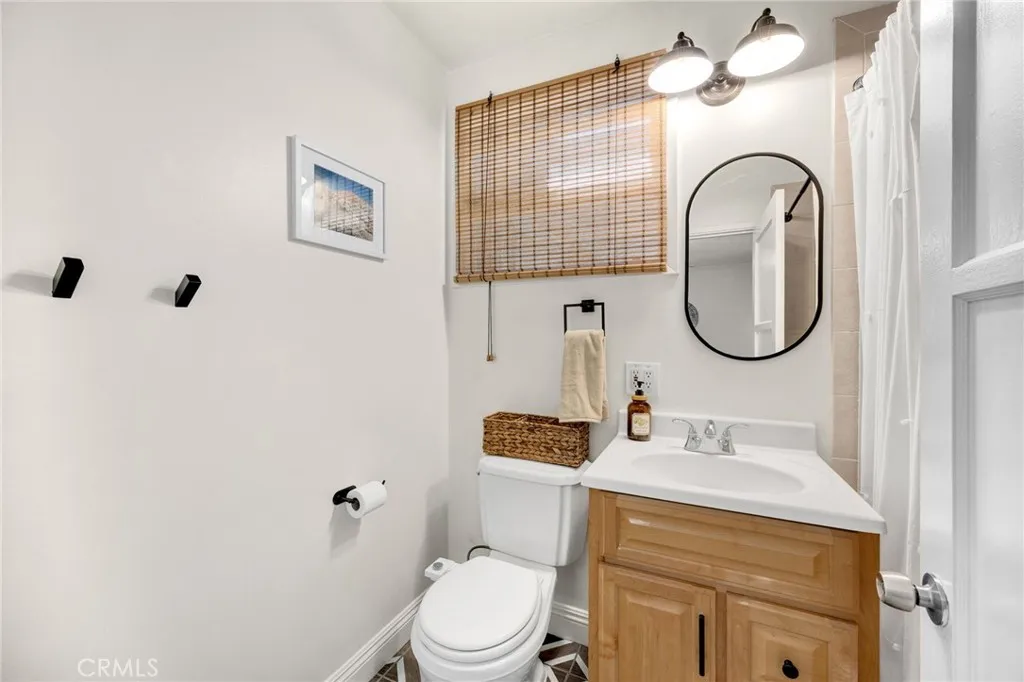 5533 Oliva Avenue, Lakewood, California 90712 home-pic-21