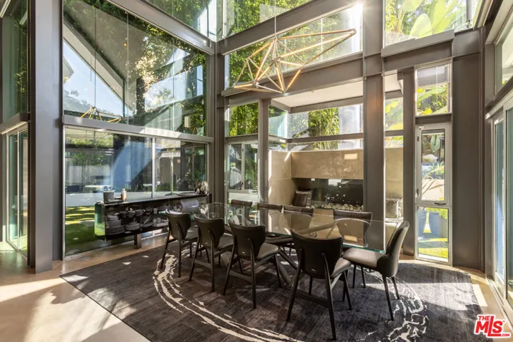 8538 Eastwood Road, Los Angeles, California 90046