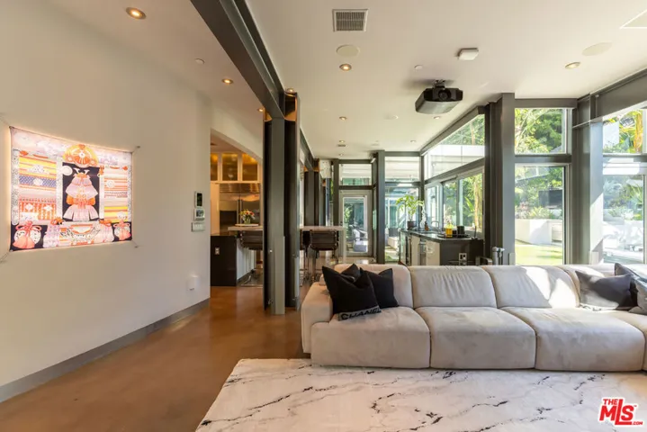 8538 Eastwood Road, Los Angeles, California 90046