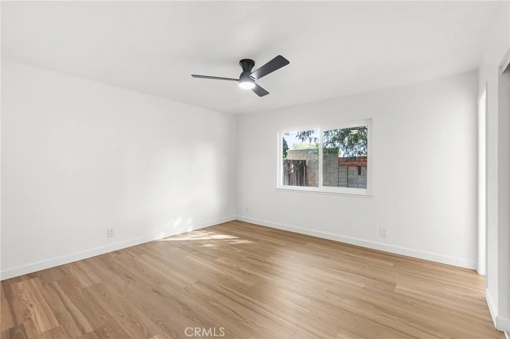 832 Smallwood, Colton, California 92324 home-pic-22