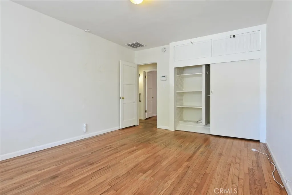 5136 Noble Ave, Sherman Oaks, California 91403 home-pic-21