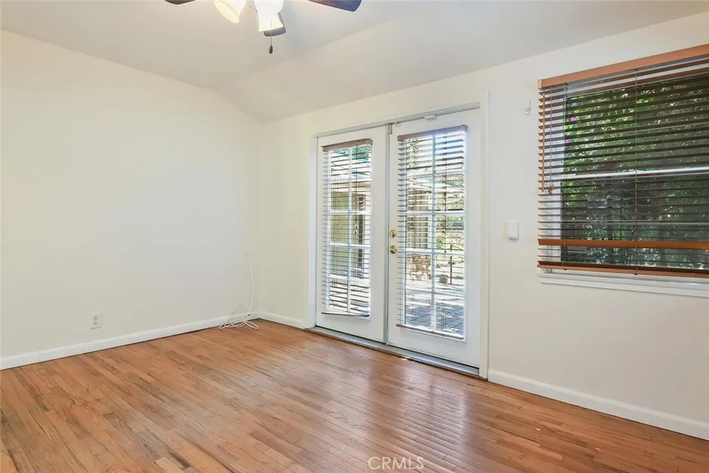 5136 Noble Ave, Sherman Oaks, California 91403 home-pic-18