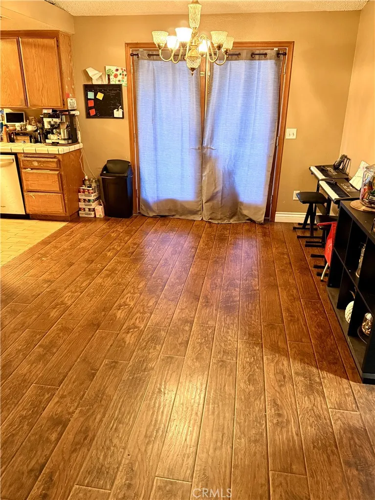 18104 Birch, Hesperia, California 92345 home-pic-5
