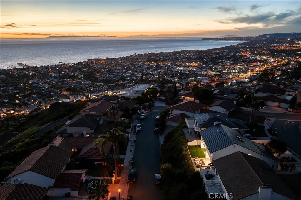 1205 Via Catalina, San Clemente, California 92672 home-pic-40