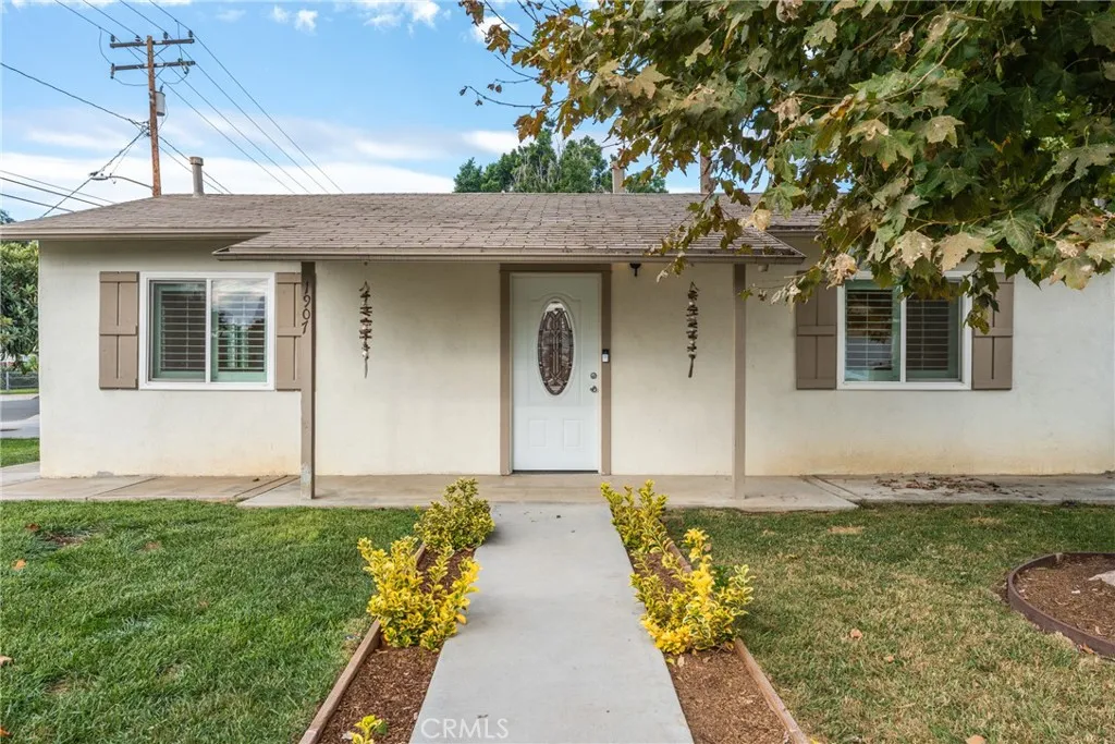 1907 C Street, La Verne, California 91750 home-pic-1