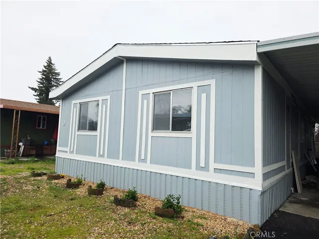 Carport side