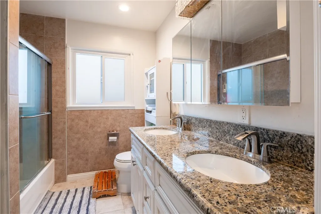 20017 Bernist Avenue, Torrance, California 90503 home-pic-17