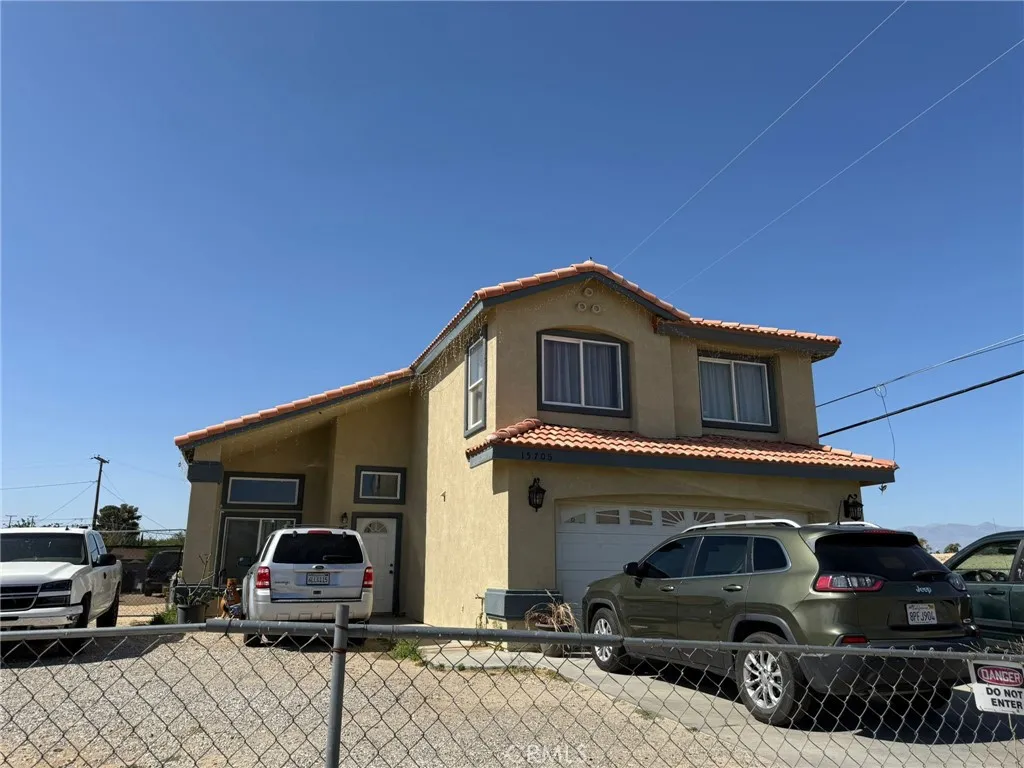 15705 Tern Road, Victorville, California 92394 home-pic-4
