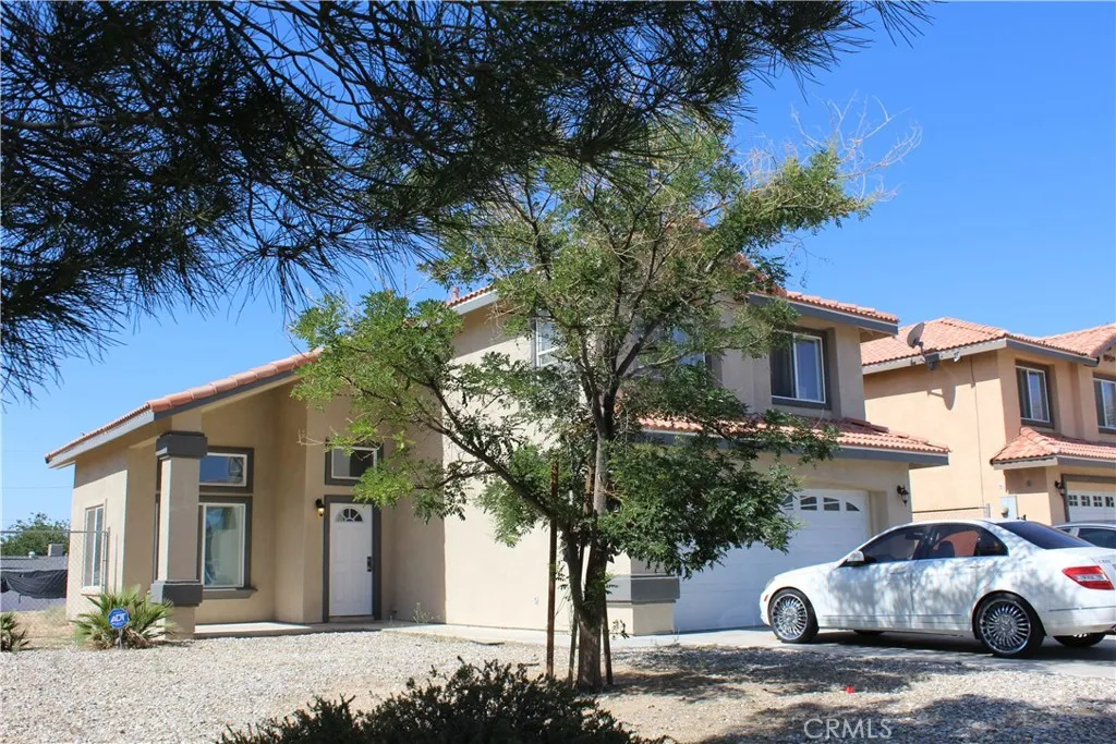 15705 Tern Road, Victorville, California 92394 home-pic-3