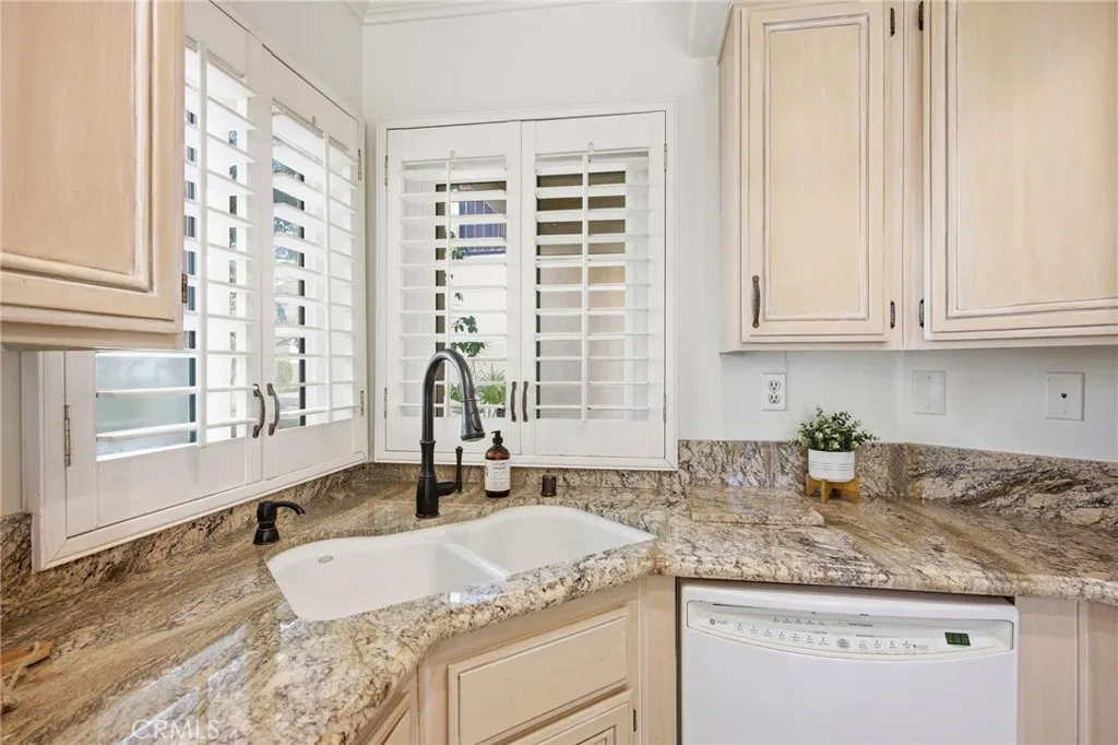 178 Chandon, Laguna Niguel, California 92677 home-pic-10