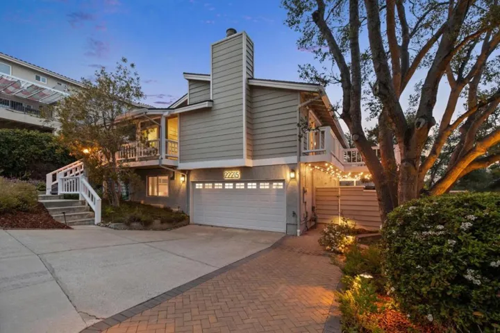 22215 Quinterno Court, Cupertino, California 95014