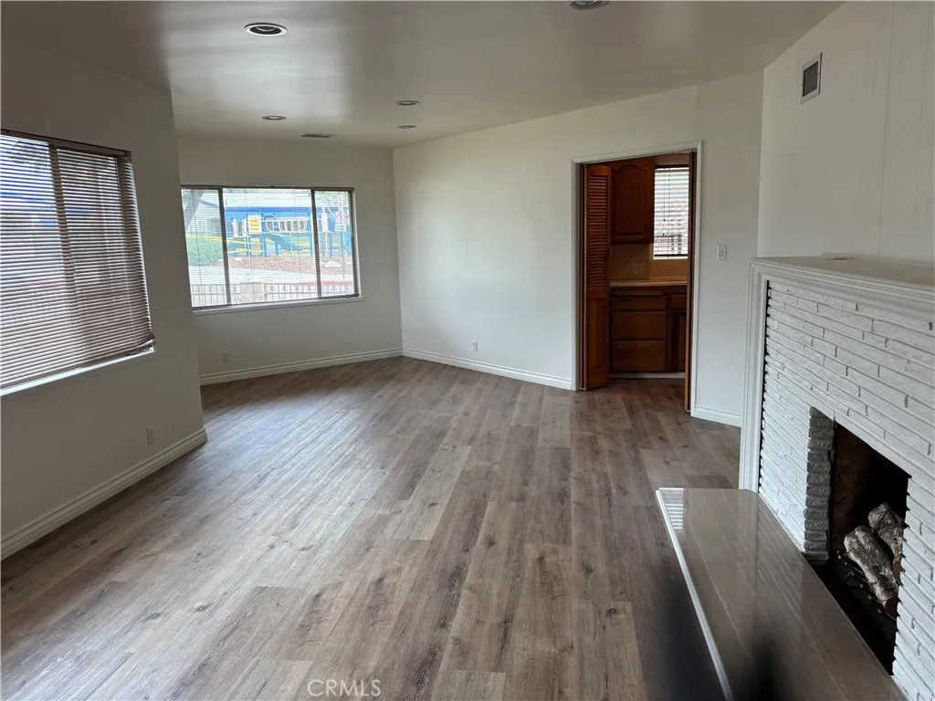 254 E 4th, San Dimas, California 91773 home-pic-9