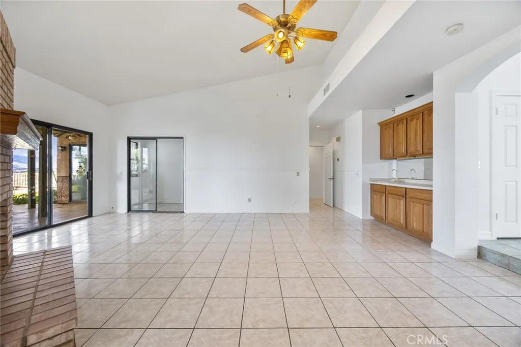 3195 Hampton, West Covina, California 91791 home-pic-33