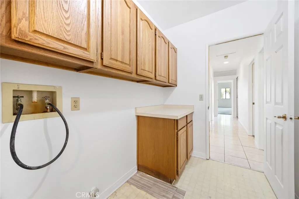 3195 Hampton, West Covina, California 91791 home-pic-61