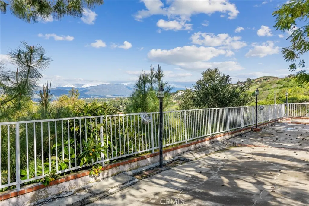 3195 Hampton, West Covina, California 91791 home-pic-69