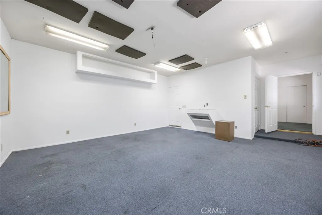 3195 Hampton, West Covina, California 91791 home-pic-57