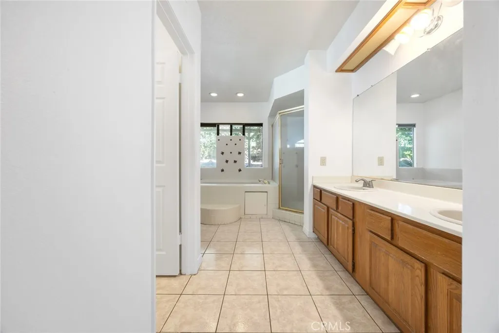 3195 Hampton, West Covina, California 91791 home-pic-42