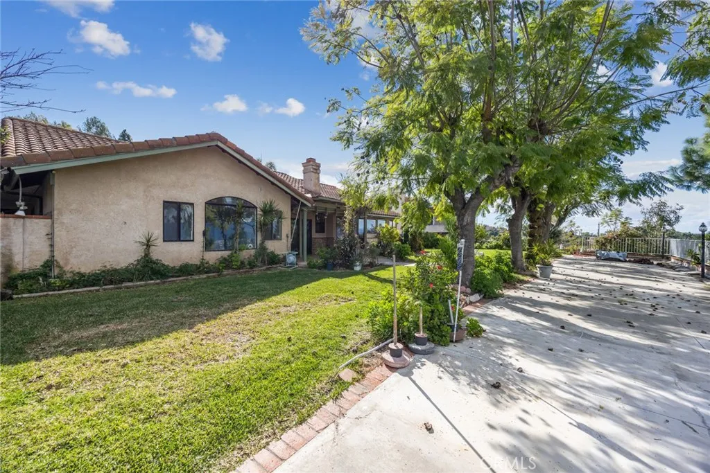 3195 Hampton, West Covina, California 91791 home-pic-71