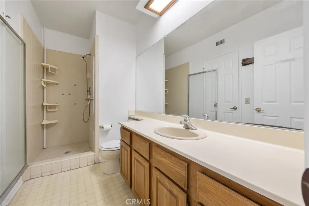 3195 Hampton, West Covina, California 91791 home-pic-48