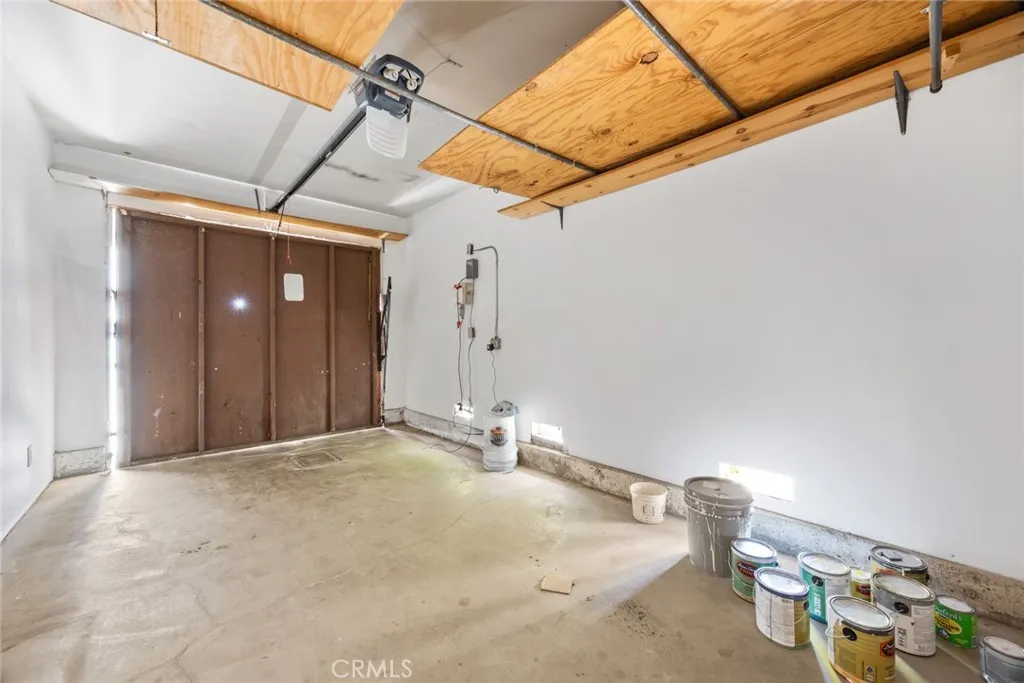 3195 Hampton, West Covina, California 91791 home-pic-60