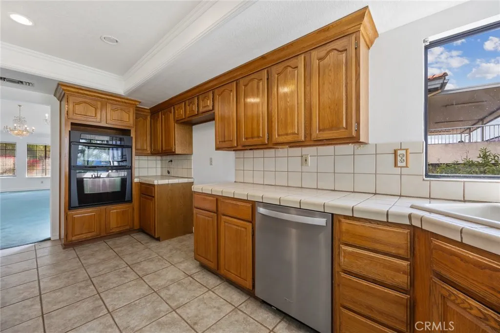 3195 Hampton, West Covina, California 91791 home-pic-21