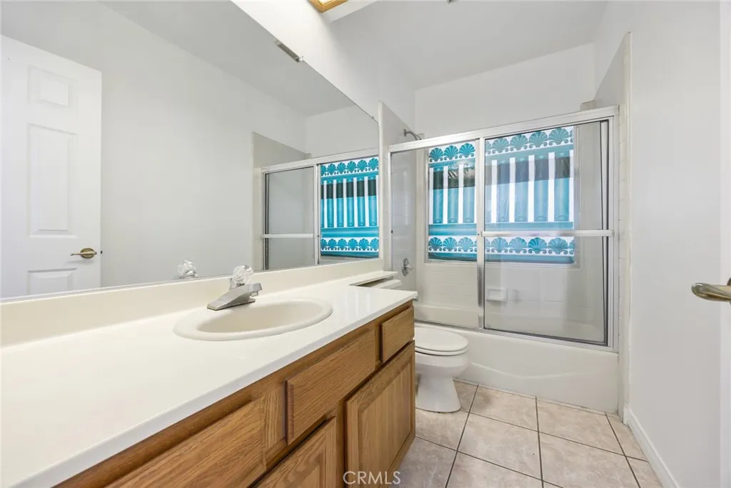 3195 Hampton, West Covina, California 91791 home-pic-36