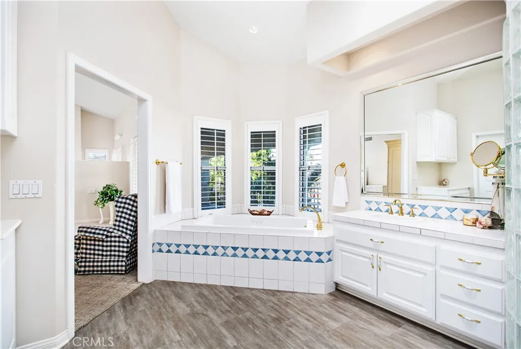30248 White Wake, Menifee, California 92587 home-pic-40