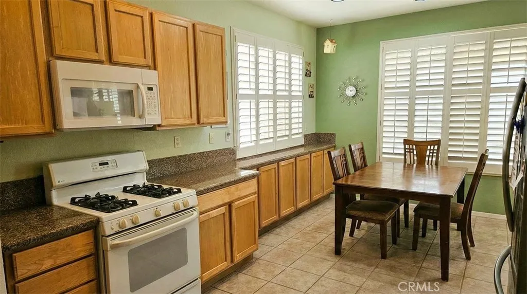 4971 Rio Bravo, Banning, California 92220 home-pic-27