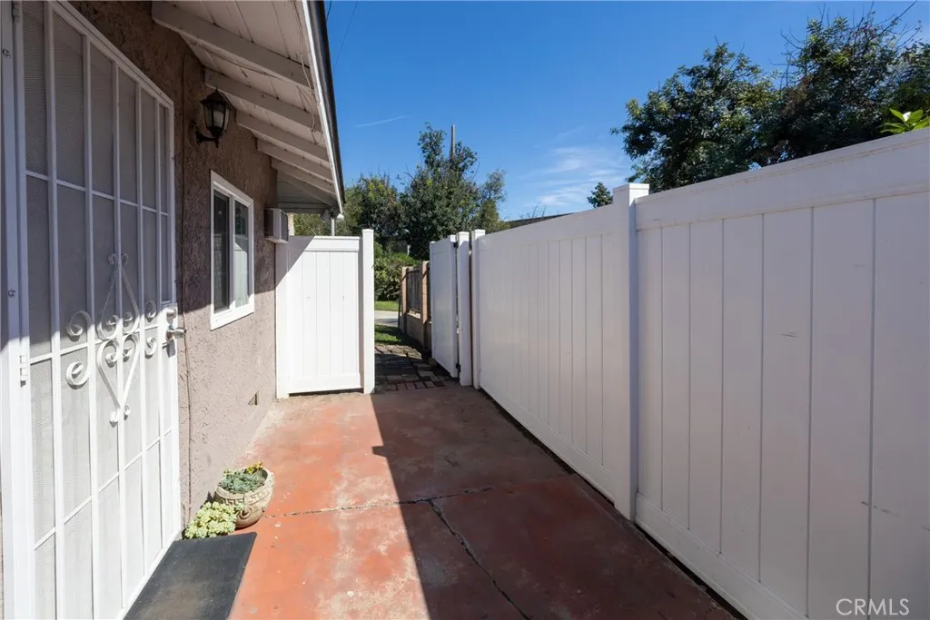 10512 Rose Hedge, Whittier, California 90606 home-pic-4