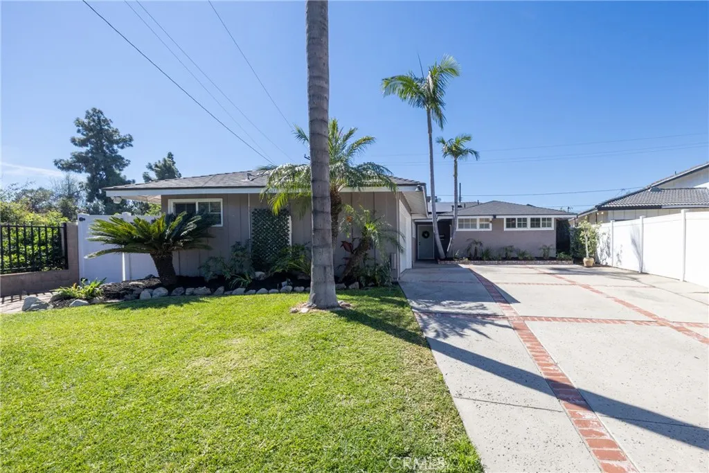 10512 Rose Hedge, Whittier, California 90606 home-pic-0