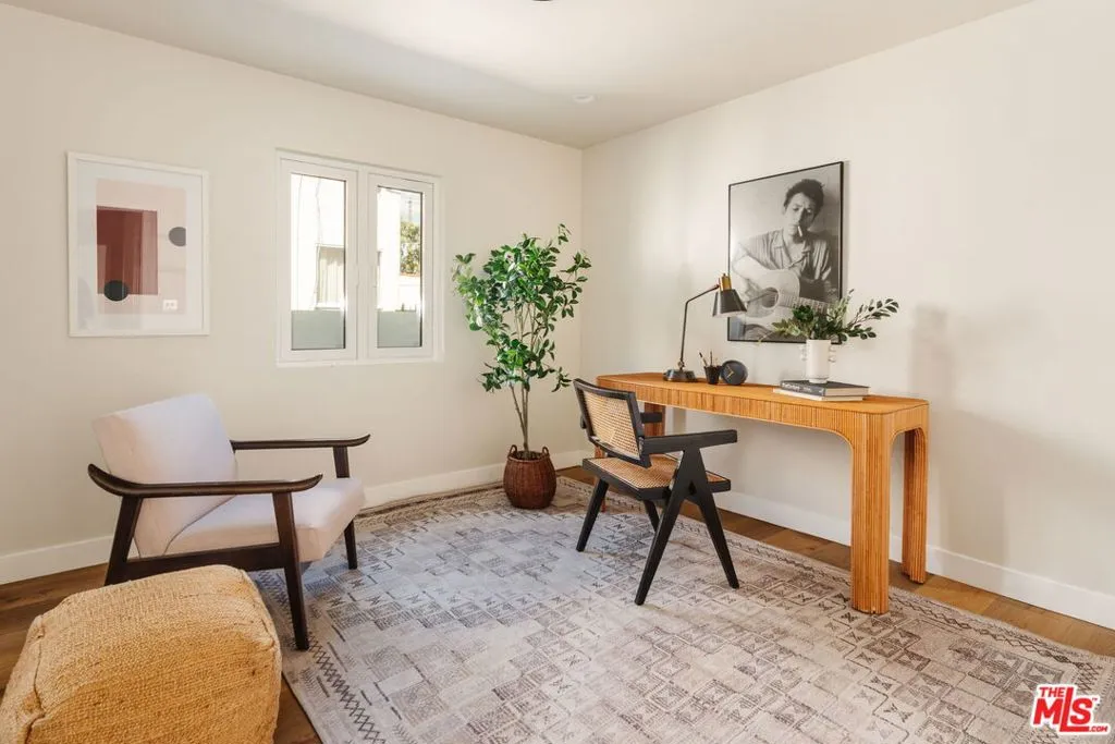 3014 S Norton Avenue, Los Angeles, California 90018 home-pic-15