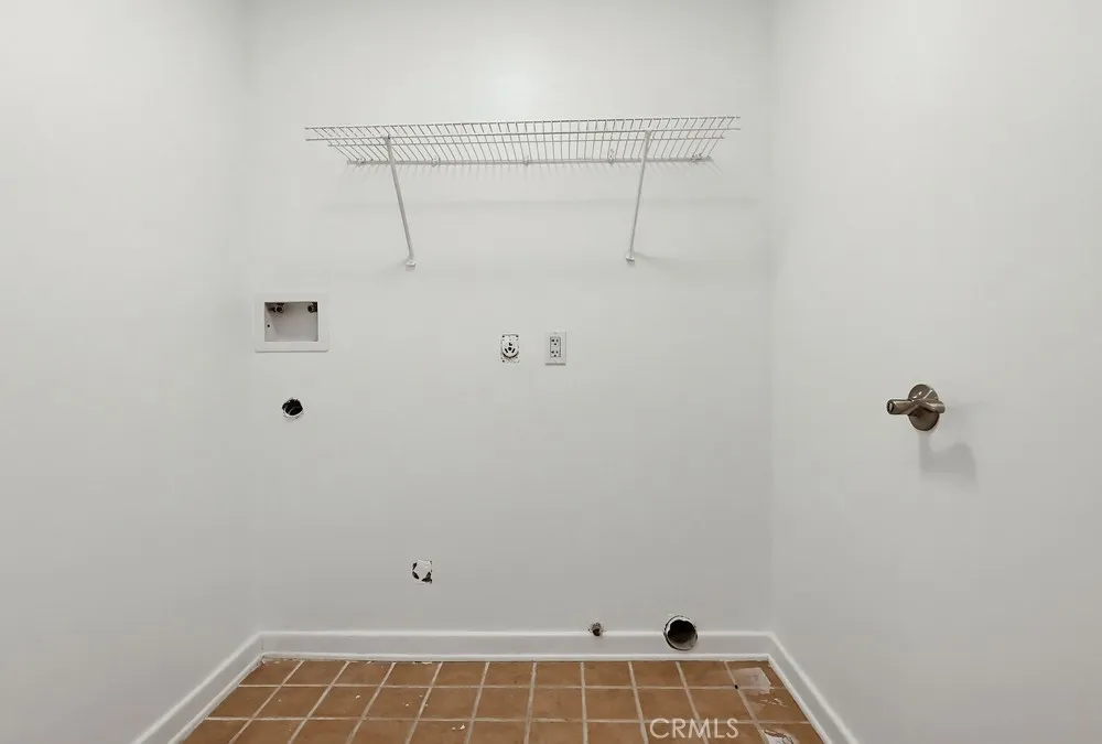 9499 Cherokee, Beverly Hills, California 90210 home-pic-25