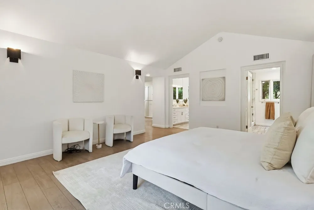 9499 Cherokee, Beverly Hills, California 90210 home-pic-43