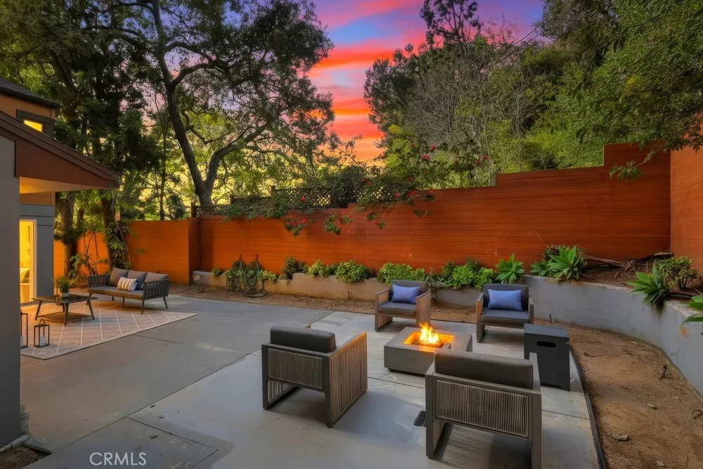 9499 Cherokee, Beverly Hills, California 90210 home-pic-52