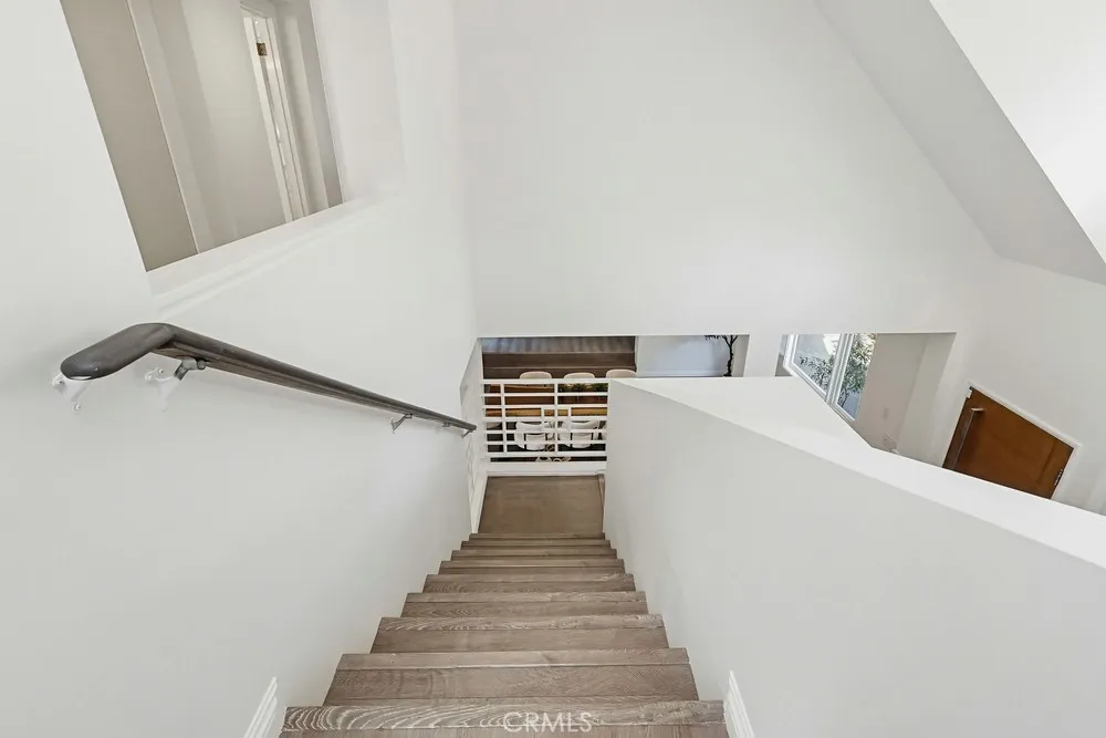 9499 Cherokee, Beverly Hills, California 90210 home-pic-26