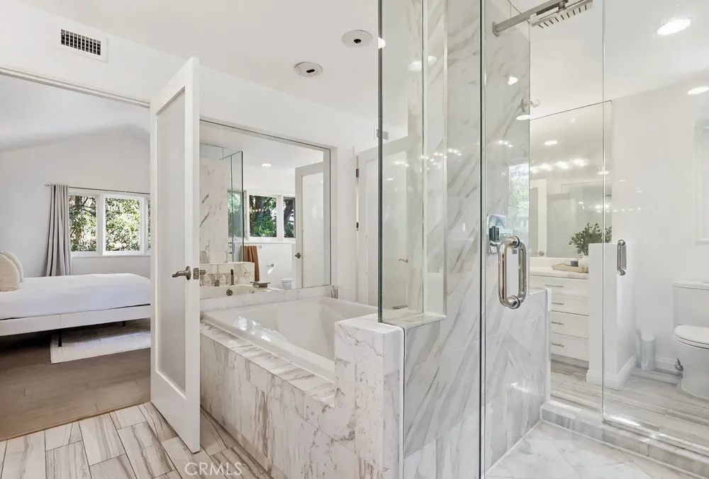 9499 Cherokee, Beverly Hills, California 90210 home-pic-45