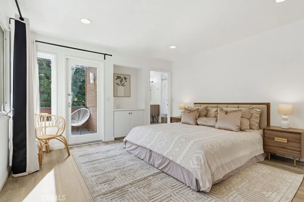 9499 Cherokee, Beverly Hills, California 90210 home-pic-29