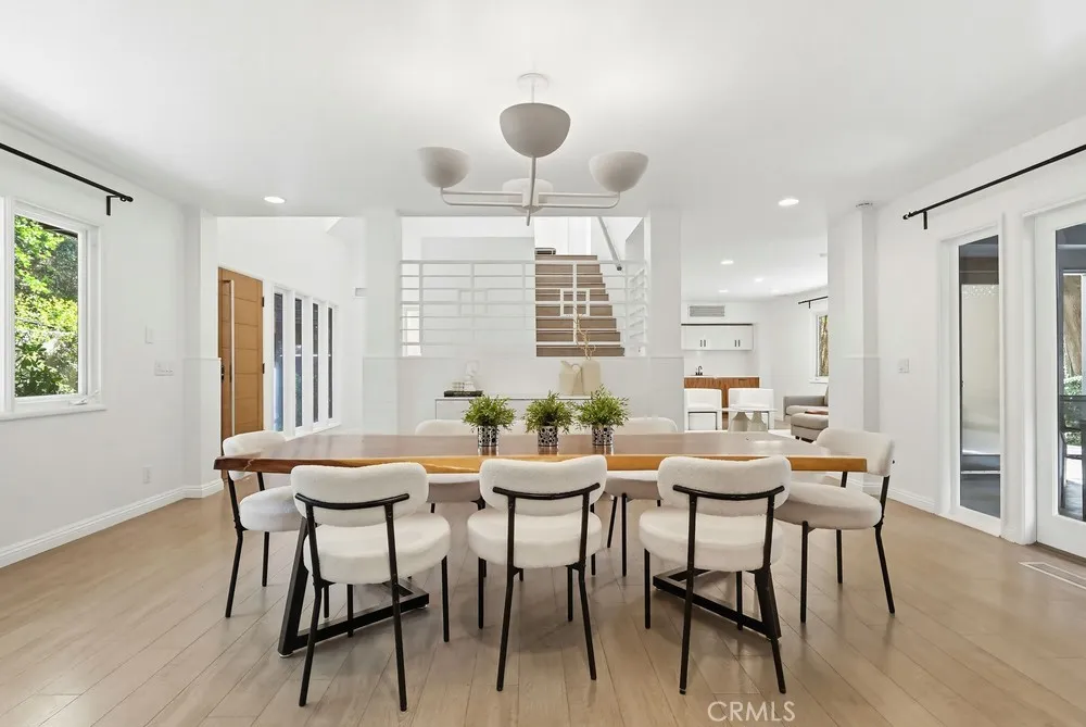 9499 Cherokee, Beverly Hills, California 90210 home-pic-7