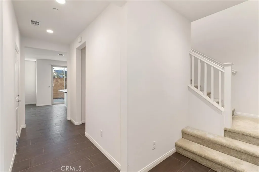 3126 E Painted Crescent St, Ontario, California 91762 home-pic-5