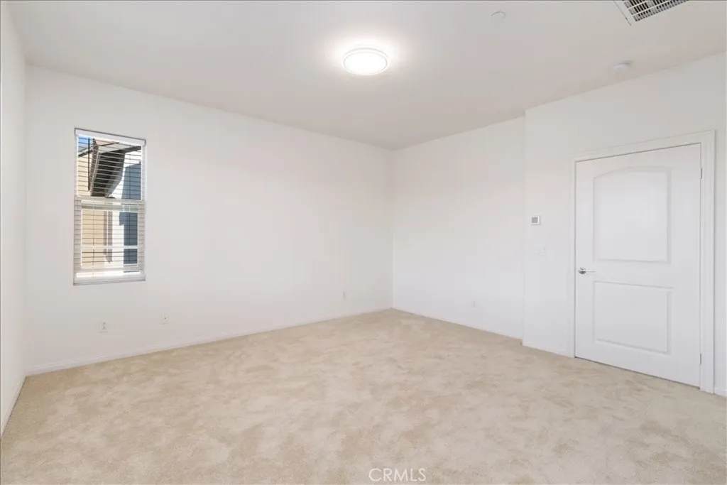 3126 E Painted Crescent St, Ontario, California 91762 home-pic-24