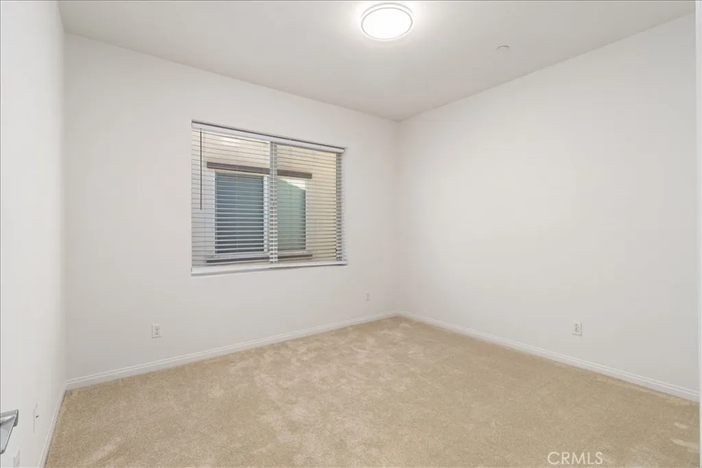 3126 E Painted Crescent St, Ontario, California 91762 home-pic-37